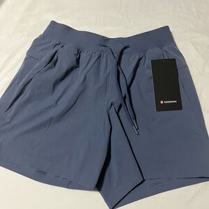 Lululemon Men’s Xs Shorts Blue